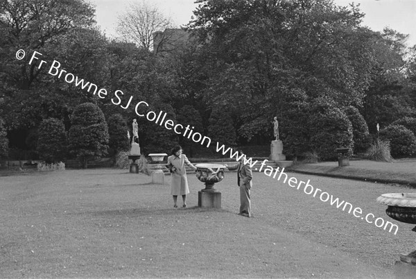 IVEAGH GARDENS FOUNTAIN GENERAL VIEW